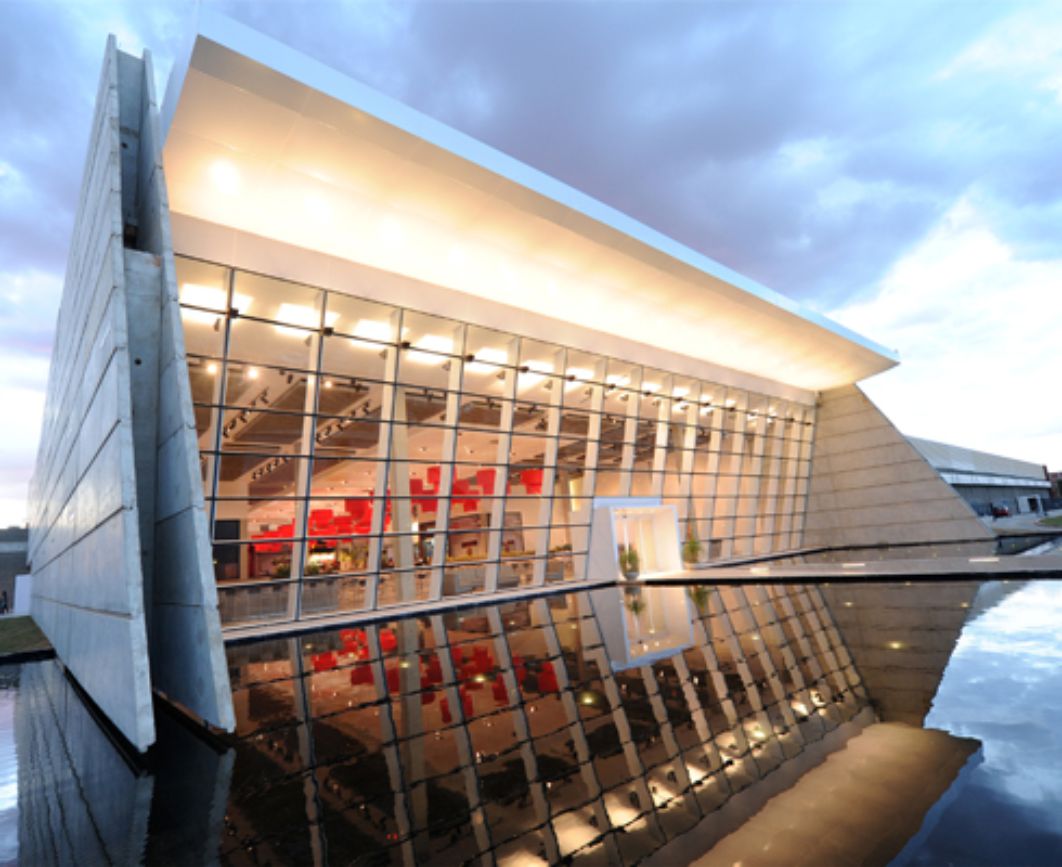 Outlet Premium Brasilia.jpg