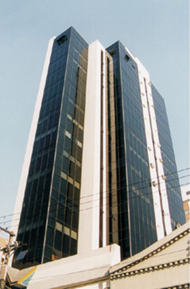 Débora Comerical Building.jpg